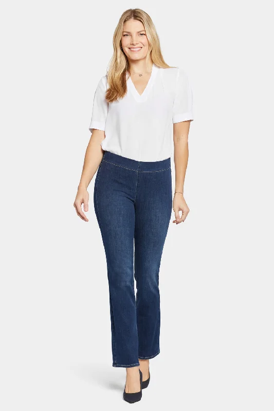 Pull-on Straight Jeans - Wonderland